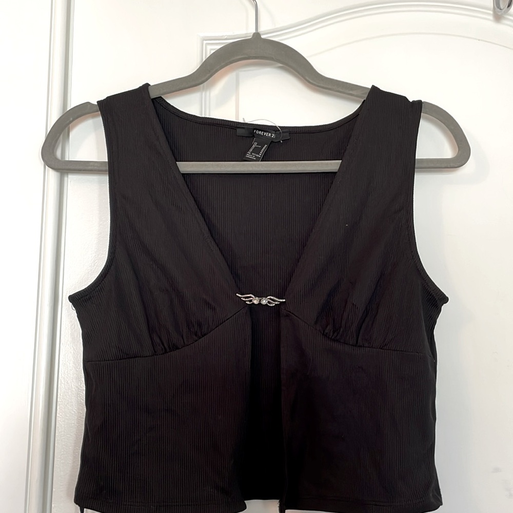 FOREVER 21 ANGEL WINGS HOOK FRONT CROP TOP BLACK SIZE M
